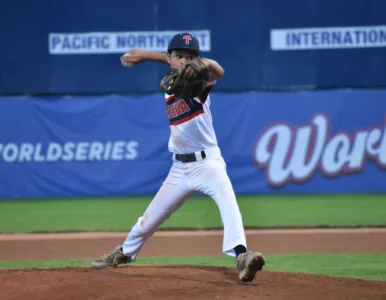 Florida eliminates Jamestown at BRWS